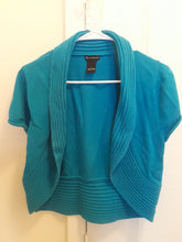 Load image into Gallery viewer, Women&#39;s Short Sleeve Teal Cardigan
