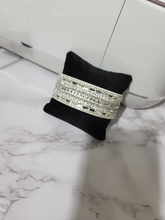 Load image into Gallery viewer, White Fashion Bracelet
