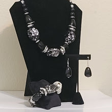 Load image into Gallery viewer, Black Onyx Necklace Set
