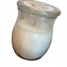 Load image into Gallery viewer, Radiant Treasures &quot;Fresh Cut Lilies&quot; 10oz Scented Jar Candle
