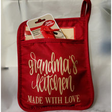 Load image into Gallery viewer, Custom Pot Holder Kitchen Set-Red &quot;Grandma&#39;s Kitchen&quot;
